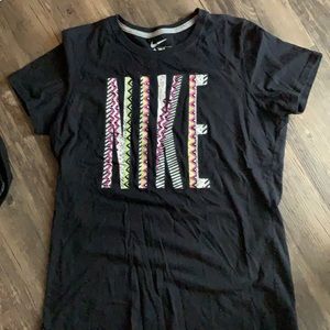 Nike women’s shirt